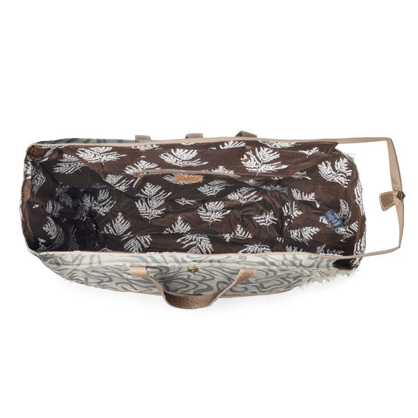 Riverbed Trail Weekender Bag for Women in olive with vintage print detail