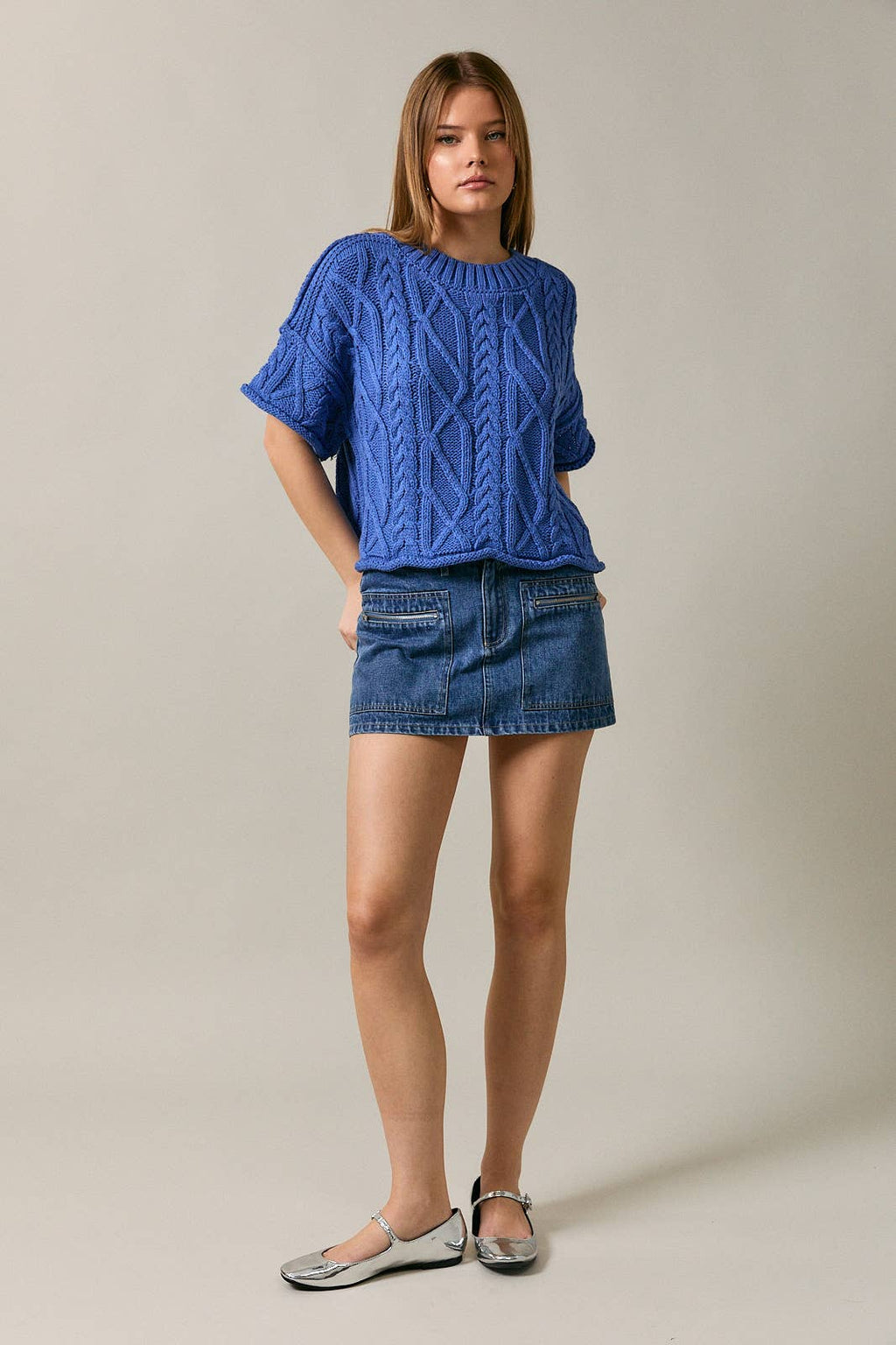 ROUND NECK SHORT SLEEVE KNIT SWEATER TOP