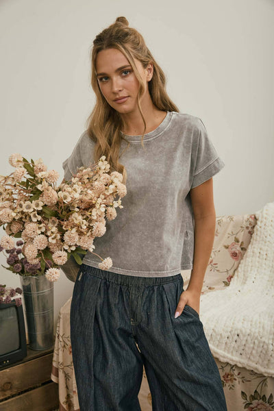 WASHED SHORT SLEEVE BOXY KNIT TOP
