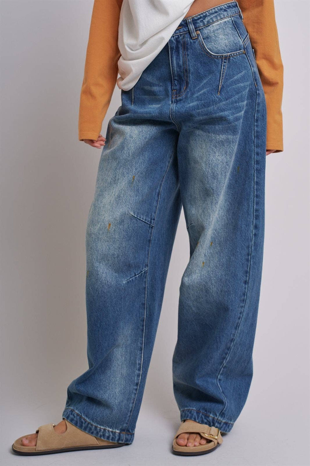 Retro Fade Wide-Leg Barrel Jeans