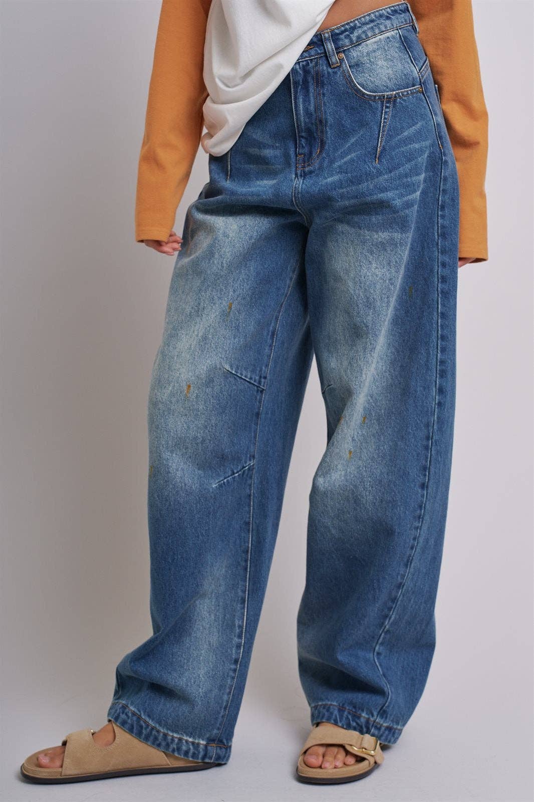 Retro Fade Wide-Leg Barrel Jeans
