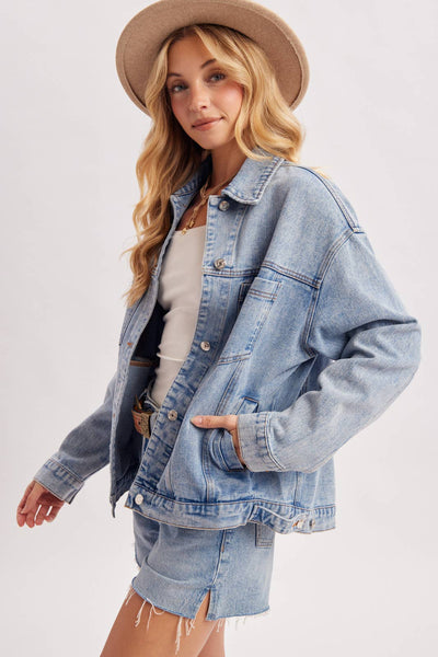 DENIM BUTTON DOWN OVERSIZED JACKET
