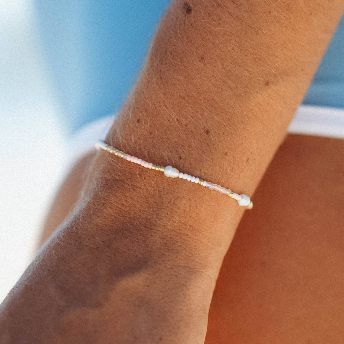 Cinta Beaded Surf Bracelet, Adjustable Dainty Pink Bracelet