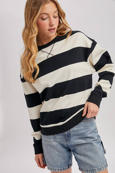 STRIPED BOXY CREW NECK KNIT SWEATSHIRT