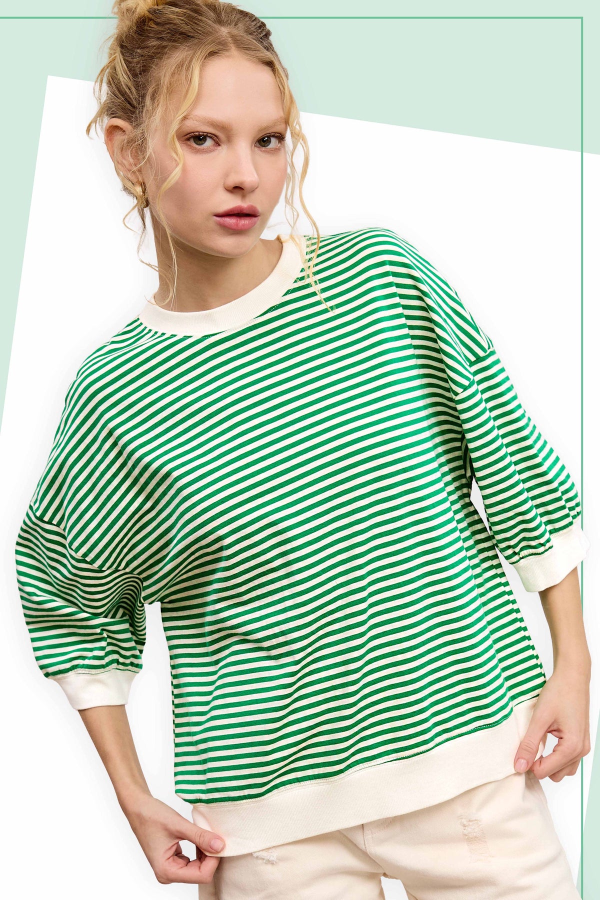 MCT7688-Loose Fit Striped Short Sleeve Crew Neckline Top