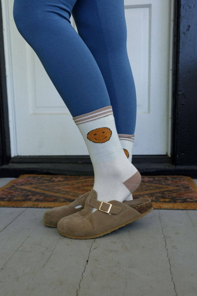 Happy Feet Smiley Face Socks - Ivory