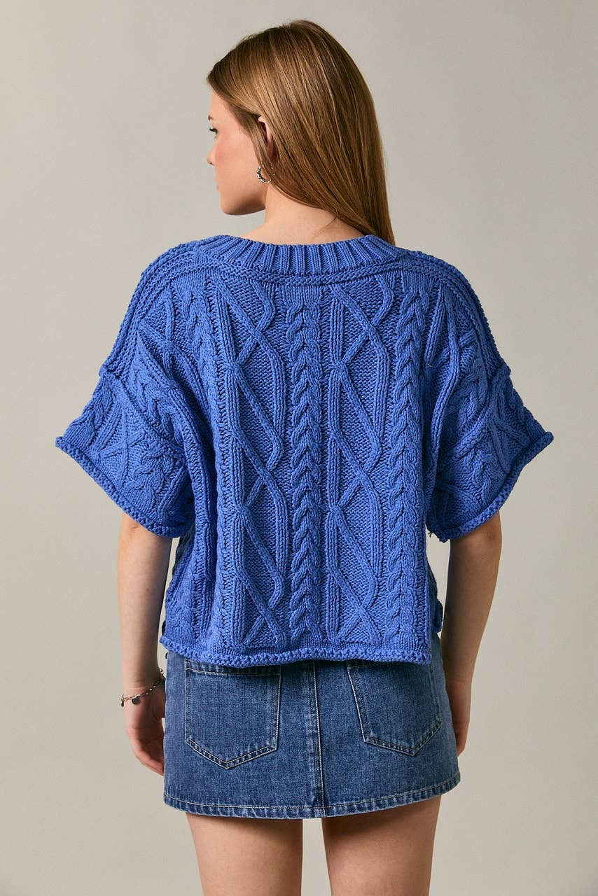 ROUND NECK SHORT SLEEVE KNIT SWEATER TOP