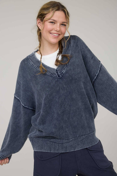 WASHED V NECK LONG SLEEVE OVERSIZED KNIT SWEATER