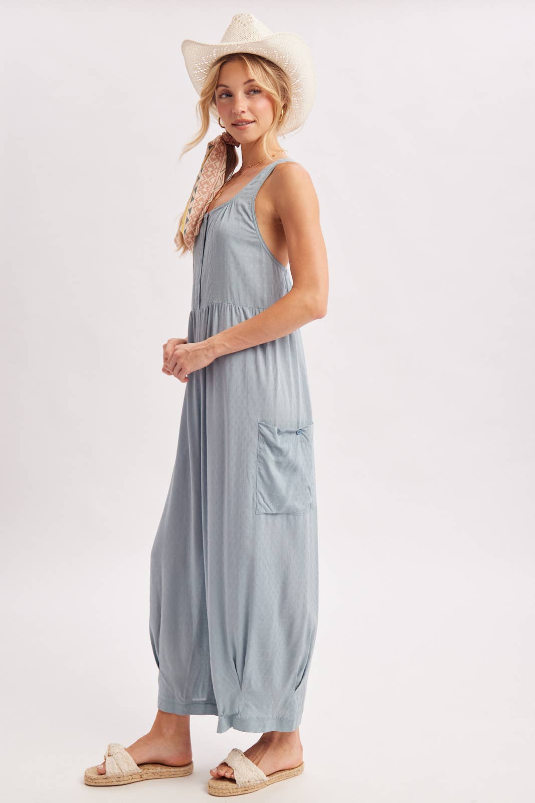 BOHO CROSS-BACK RELAXED SLEEVELESS JUMPSUIT