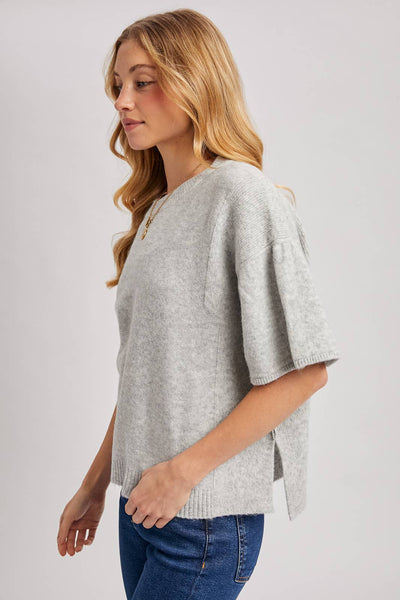 GATHERED SHORT SLEEVE BOXY KNIT SWEATER TOP