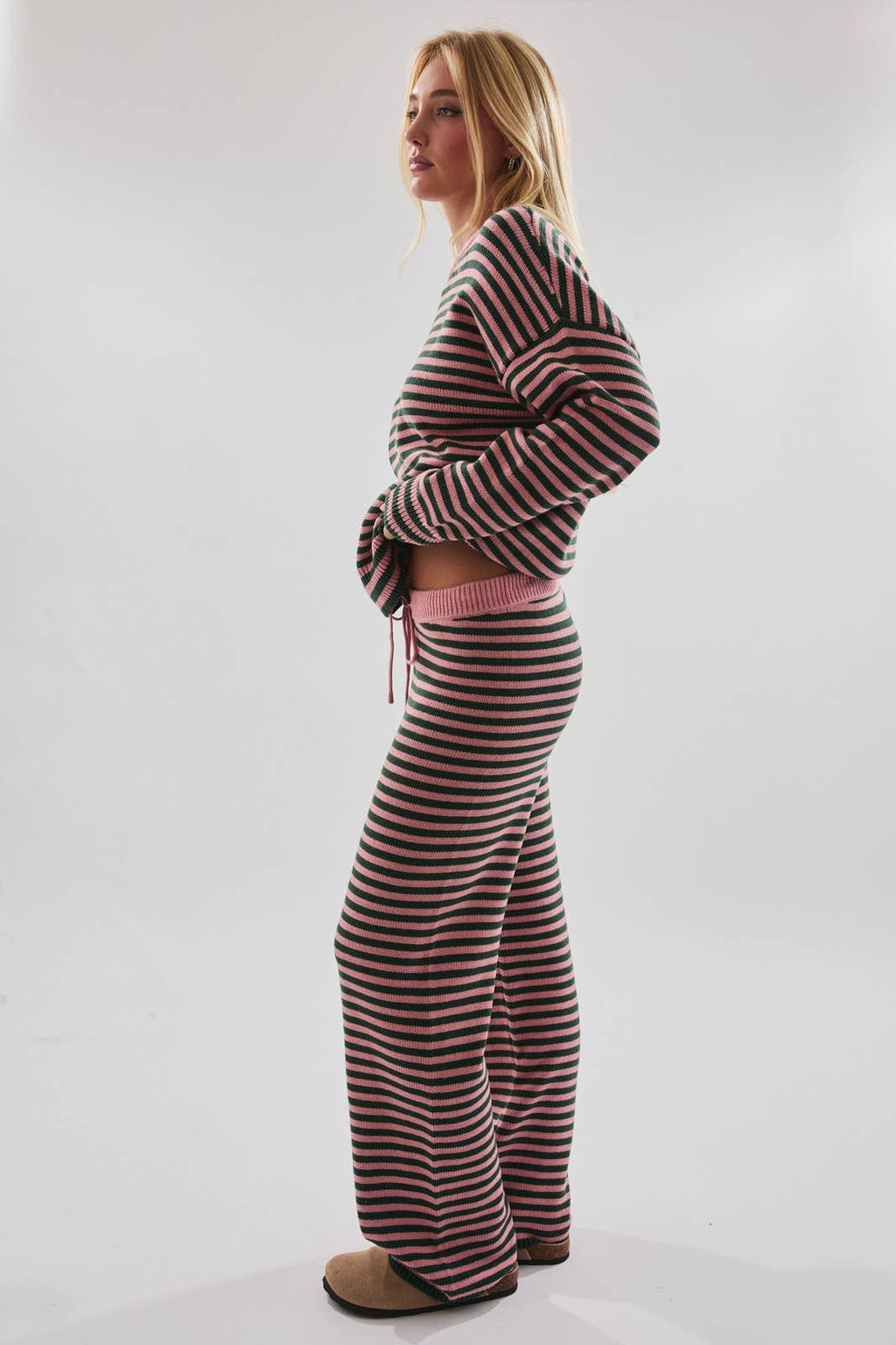 CREW NECK STRIPE SWEATER & WIDE LEG PANTS