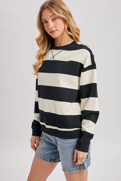 STRIPED BOXY CREW NECK KNIT SWEATSHIRT