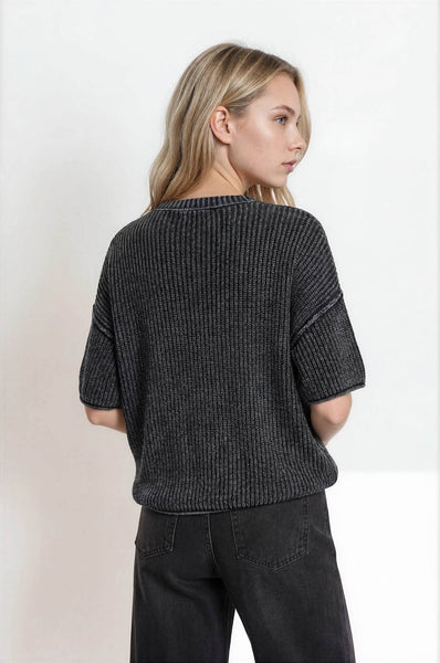 WASHED CREW NECK RAW EDGE SHORT SLEEVE SWEATER