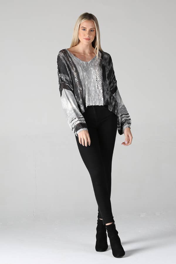 BEACHY LIGHT WEIGHT V NECK CROP PULLOVER SWEATER