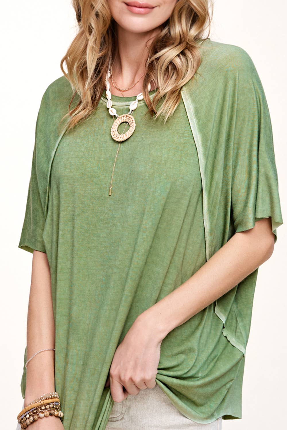HBT7653-Dyed Fabric Round Neck Batwing Short Sleeve Top