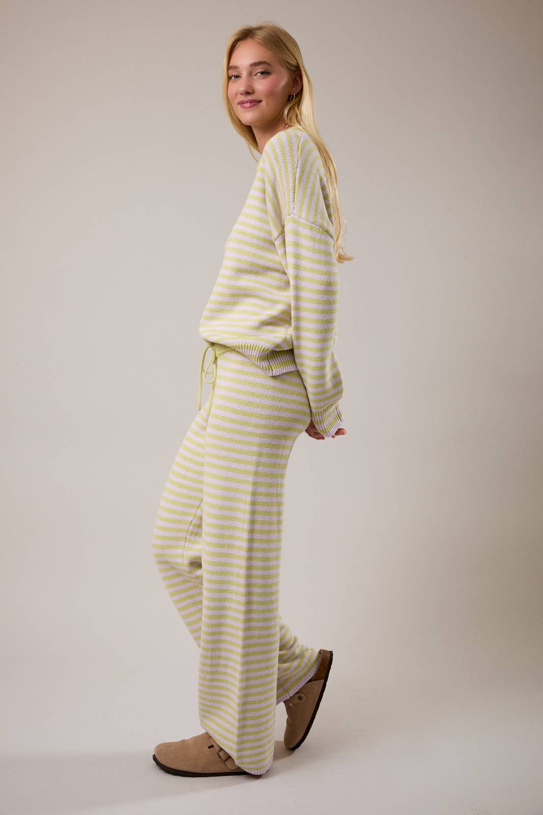 CREW NECK STRIPE SWEATER & WIDE LEG PANTS