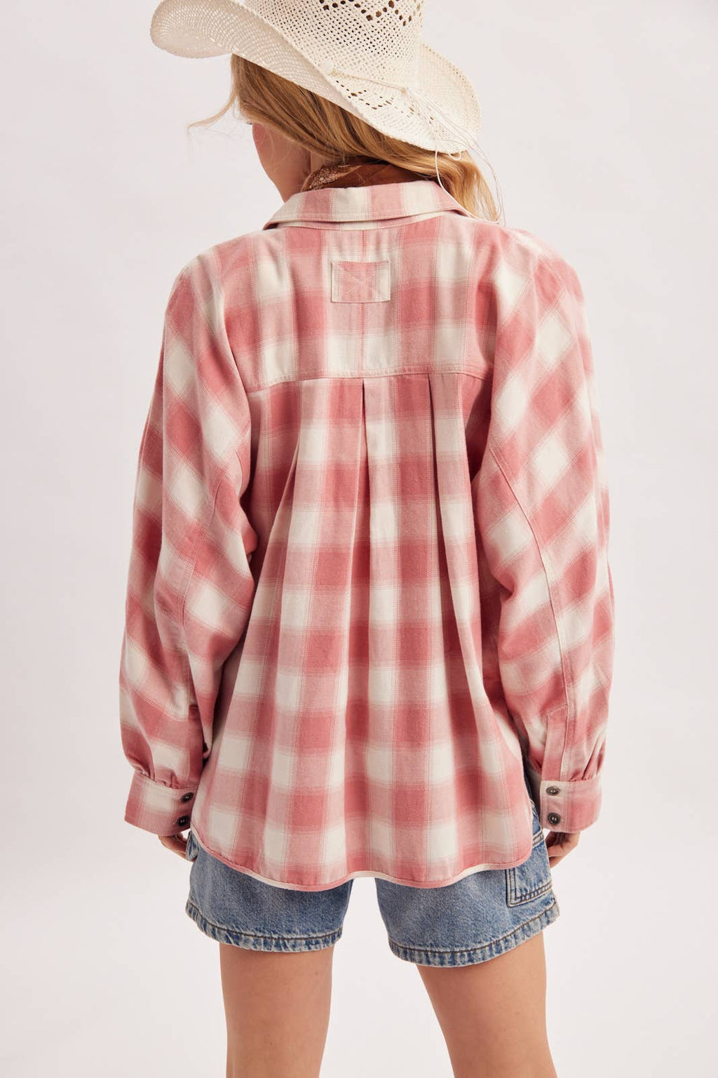 BUTTON DOWN PLAID SHACKET