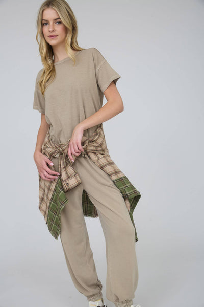 EXPOSED SEAM RAW EDGE SHORT SLEEVE KNIT TOP