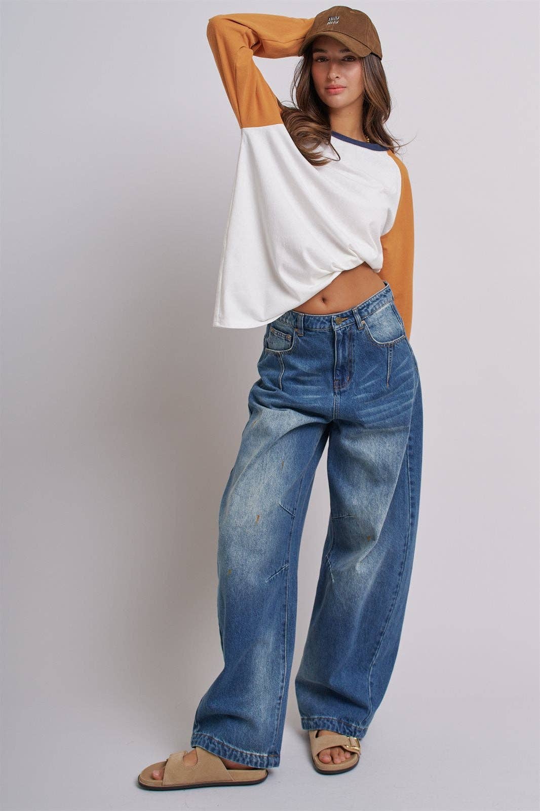 Retro Fade Wide-Leg Barrel Jeans