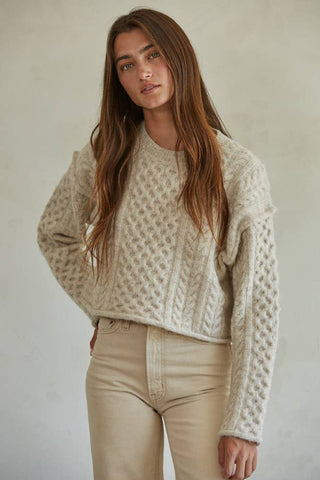 W1577 | Cable Knit Crew Neck Long Sleeve Pullover Top
