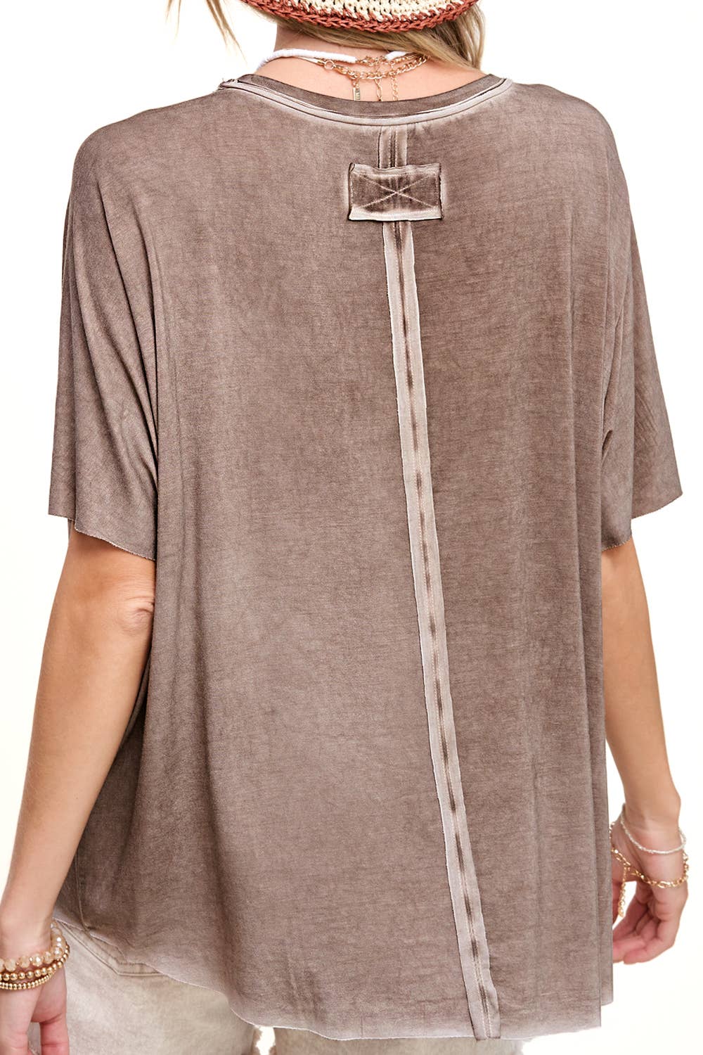 HBT7653-Dyed Fabric Round Neck Batwing Short Sleeve Top