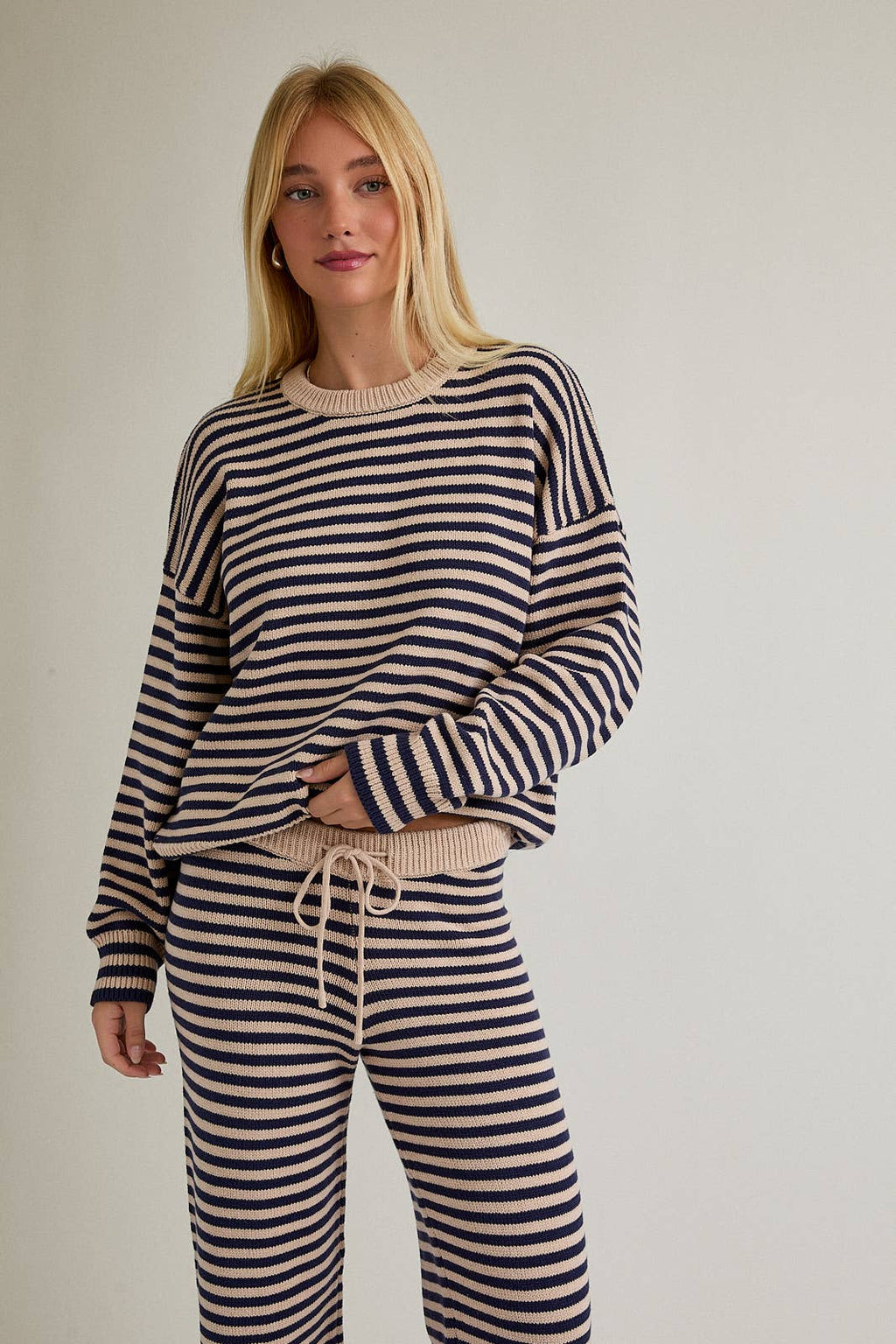 CREW NECK STRIPE SWEATER & WIDE LEG PANTS