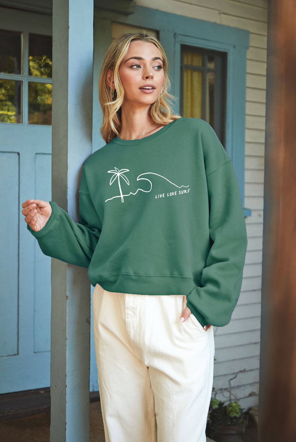 LIVE LOVE SURF Mid Graphic Sweatshirt