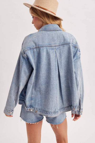 DENIM BUTTON DOWN OVERSIZED JACKET