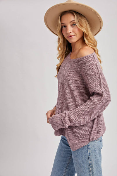 REVERSE SEAM LOOSE FIT SWEATER