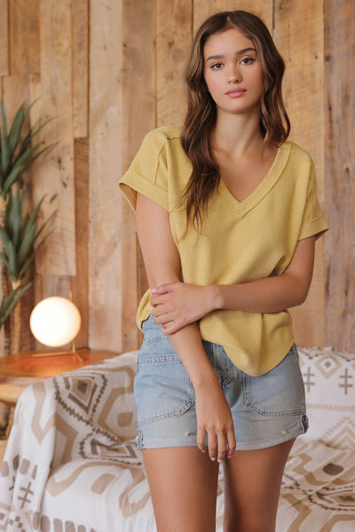RAW EDGE V NECK EXTENDED SHORT SLEEVE KNIT TOP
