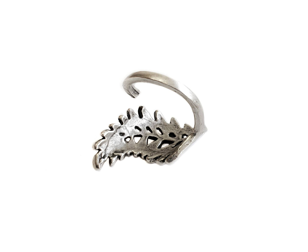 Handmade Leaf Brass Ring In Silver Plated - ZRC-014