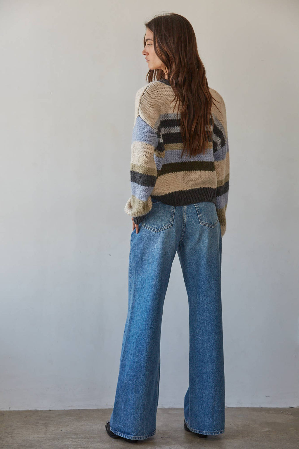 W2547 | Knit Sweater Multi Color Striped Pullover