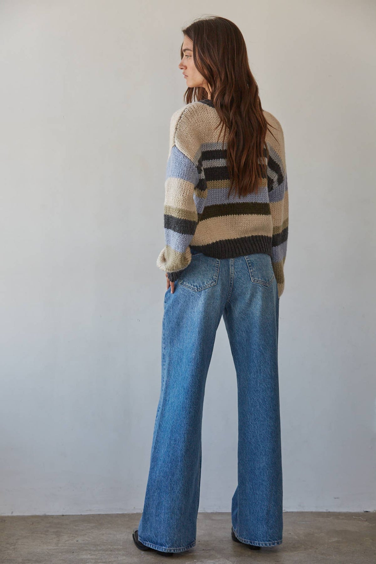 W2547 | Knit Sweater Multi Color Striped Pullover