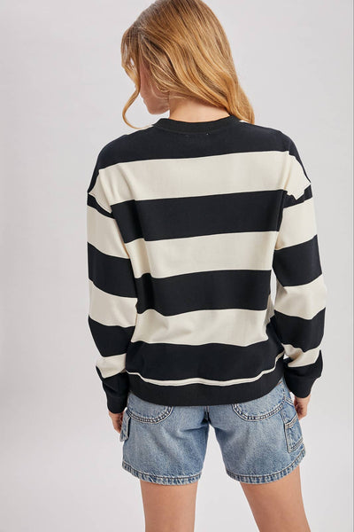 STRIPED BOXY CREW NECK KNIT SWEATSHIRT