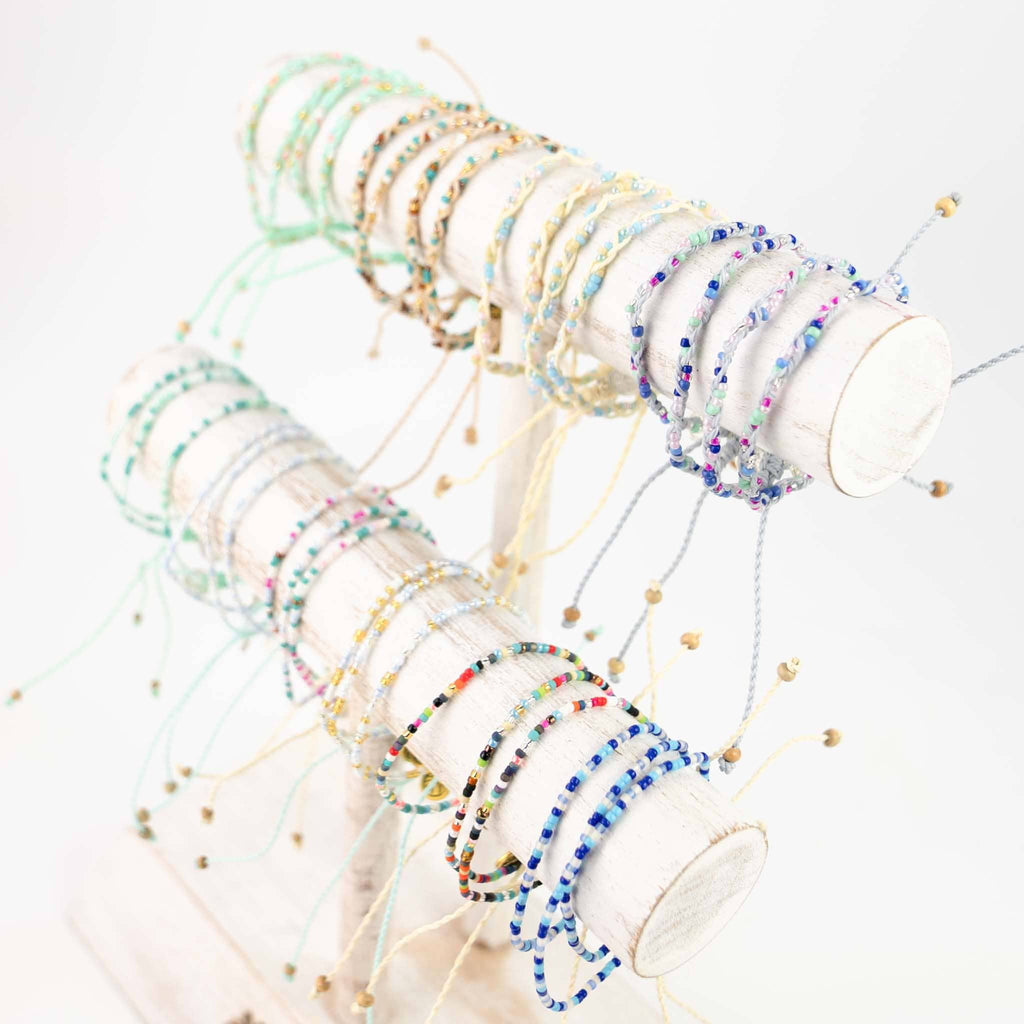 Alila Dainty Beaded Bracelet, Friendship Bracelet, Summer: Black & Gold