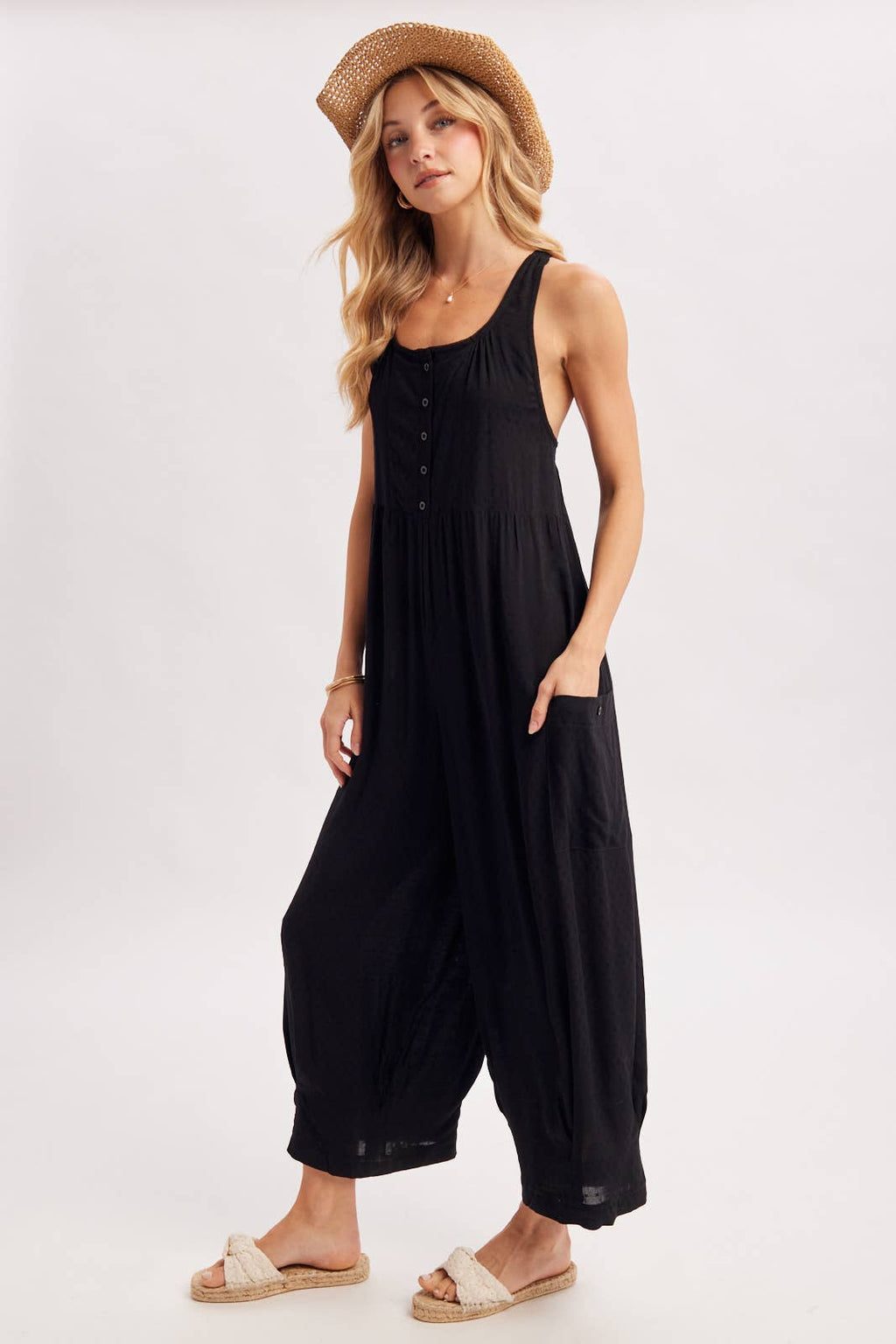 BOHO CROSS-BACK RELAXED SLEEVELESS JUMPSUIT