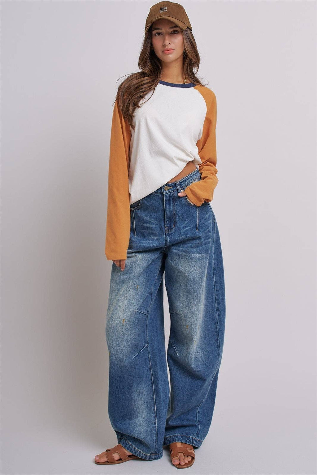 Retro Fade Wide-Leg Barrel Jeans