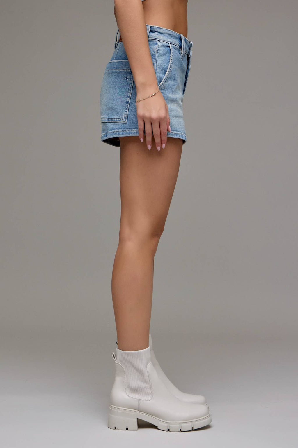 Finn Medium Light High Rise Stretch Shorts
