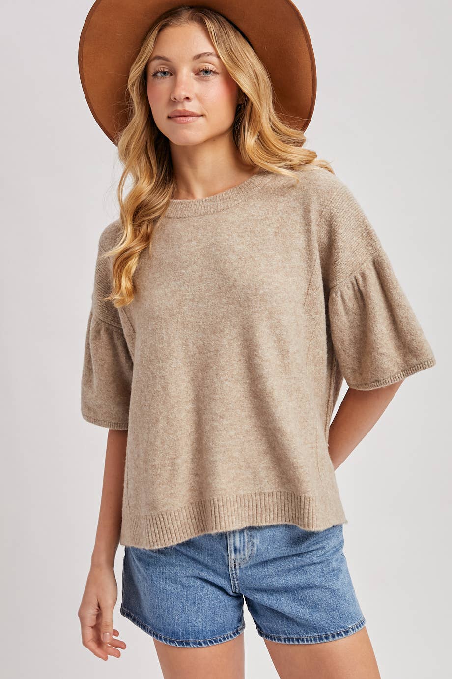 GATHERED SHORT SLEEVE BOXY KNIT SWEATER TOP