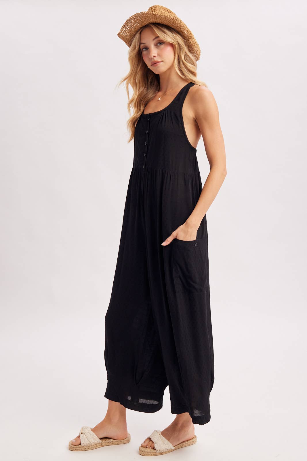 BOHO CROSS-BACK RELAXED SLEEVELESS JUMPSUIT