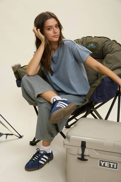 EXPOSED SEAM RAW EDGE SHORT SLEEVE KNIT TOP