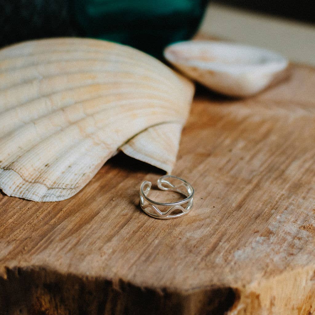 Buyan Wave Adjustable Ring, Silver Thumb Ring