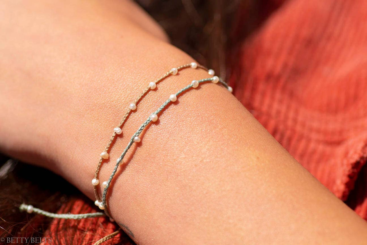 ADINA Pearl Friendship Bracelet