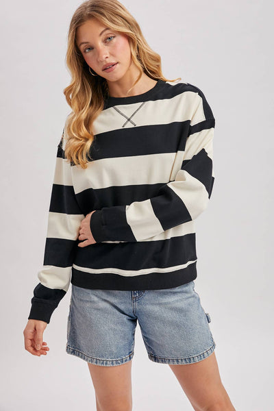 STRIPED BOXY CREW NECK KNIT SWEATSHIRT