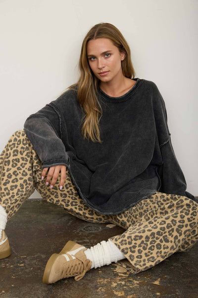 WASHED RAW EDGE CREW NECK DROP SLEEVE SWEATER