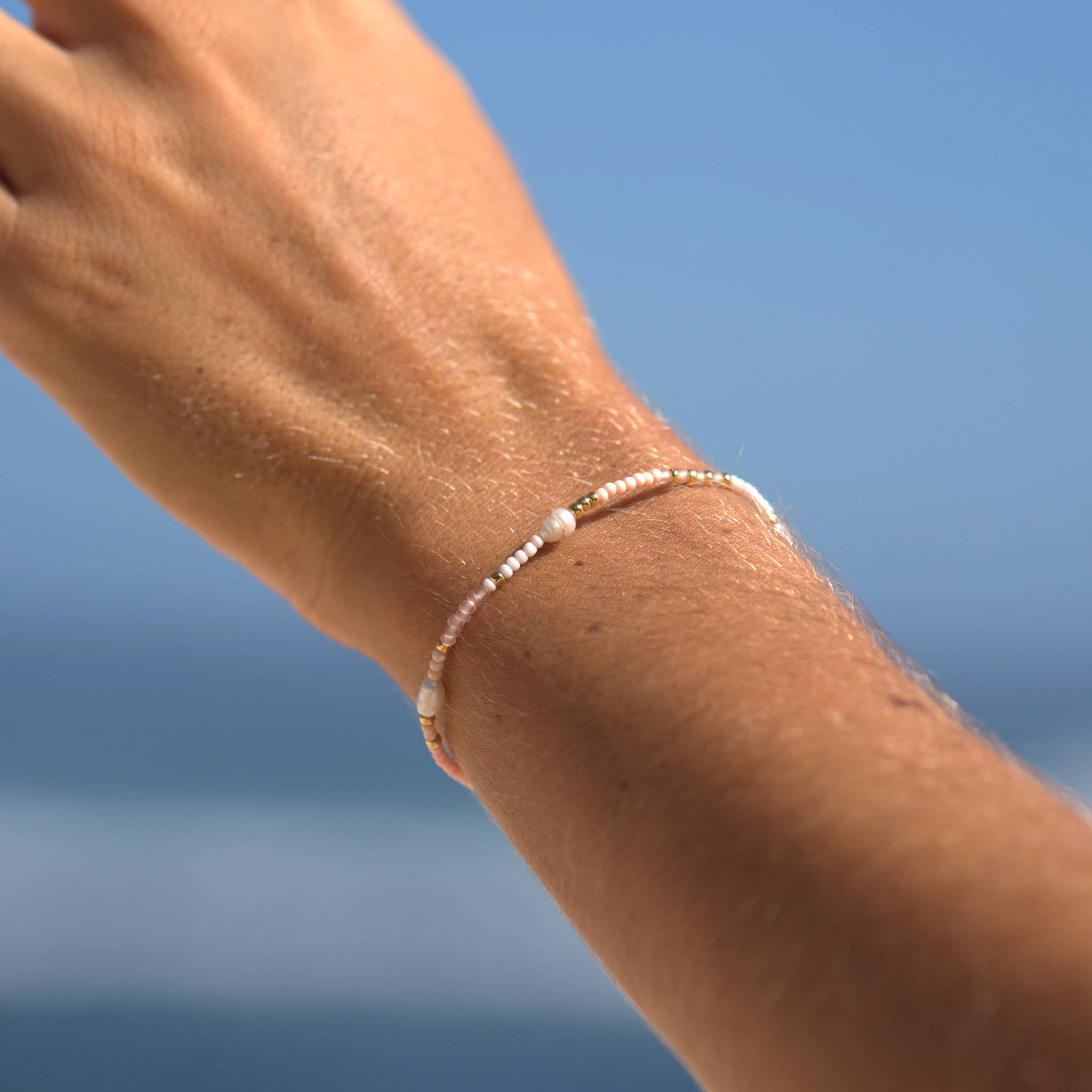 Cinta Beaded Surf Bracelet, Adjustable Dainty Pink Bracelet