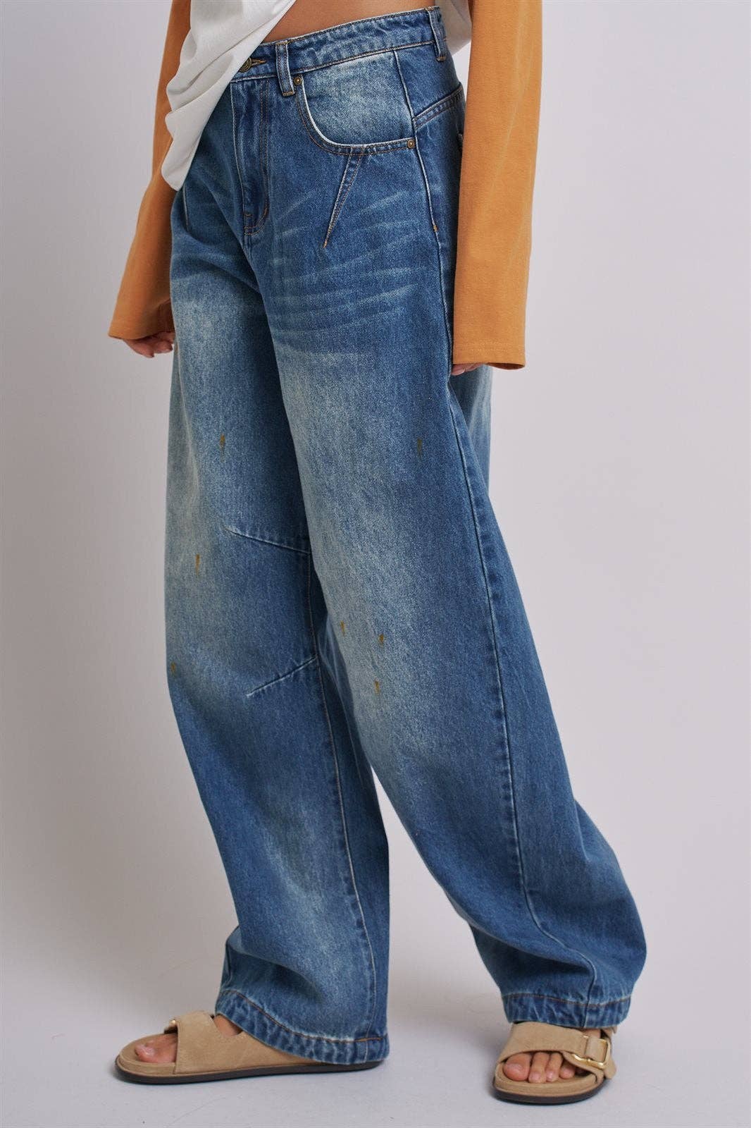 Retro Fade Wide-Leg Barrel Jeans