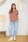ROUND NECK SHORT SLEEVE EXPOSED SEAM KNIT TOP