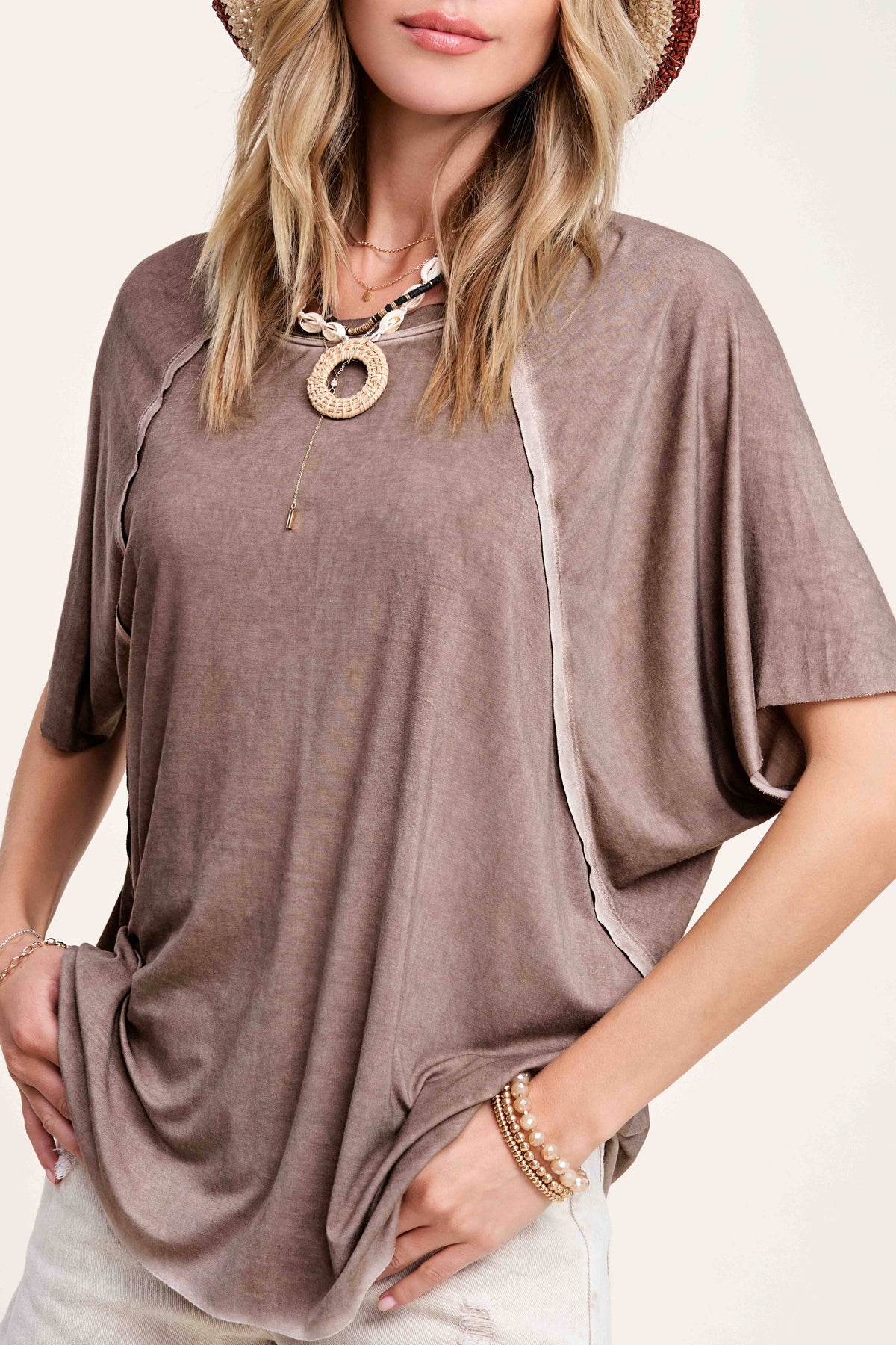 HBT7653-Dyed Fabric Round Neck Batwing Short Sleeve Top