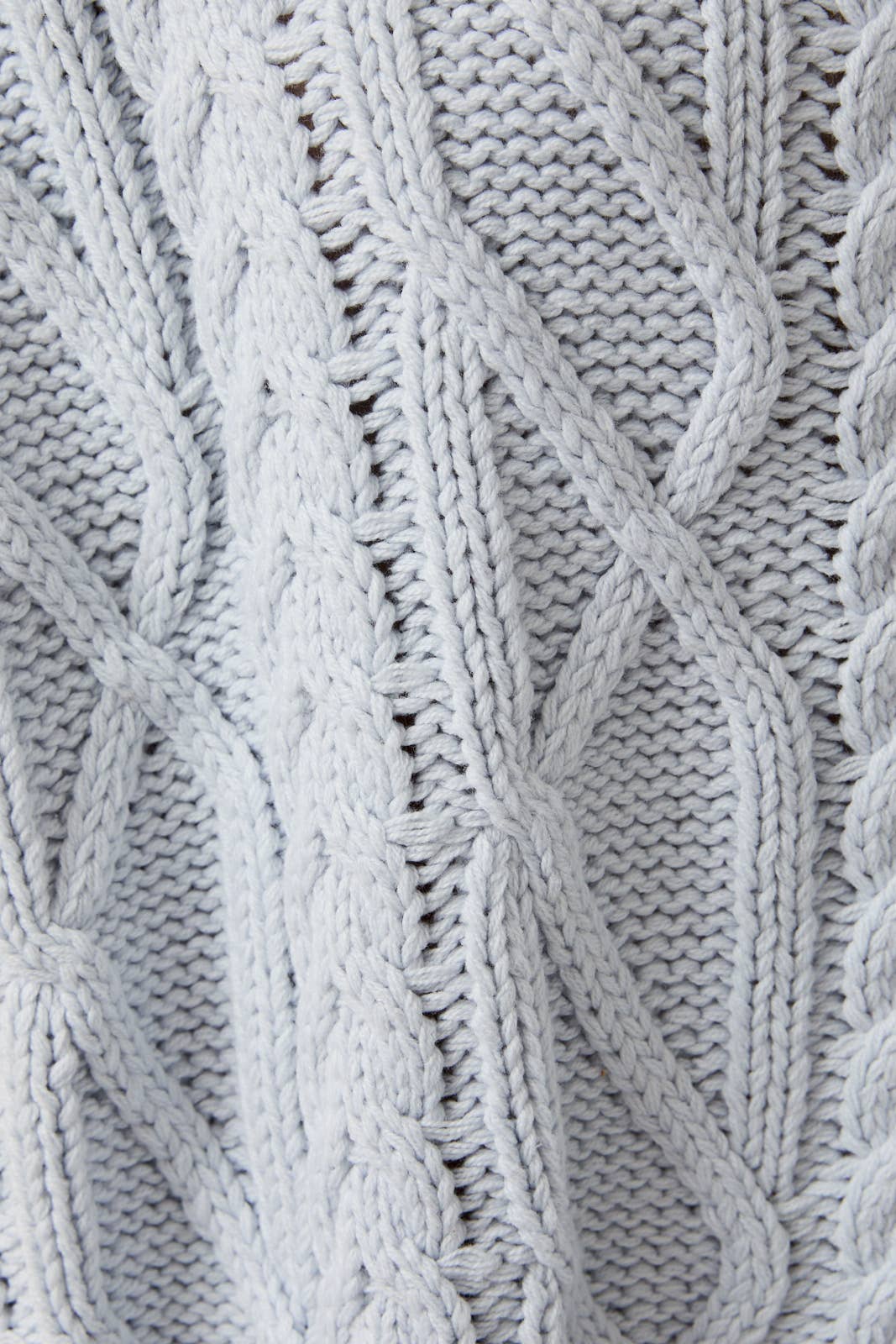 ROUND NECK SHORT SLEEVE KNIT SWEATER TOP
